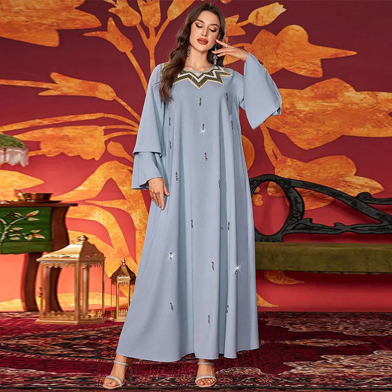 

2025 Middle Eastern Dubai Muslim Women's Dresses: Qatar-style Fashion Beaded Sequin Long-sleeve Round-neck Banquet Abayas