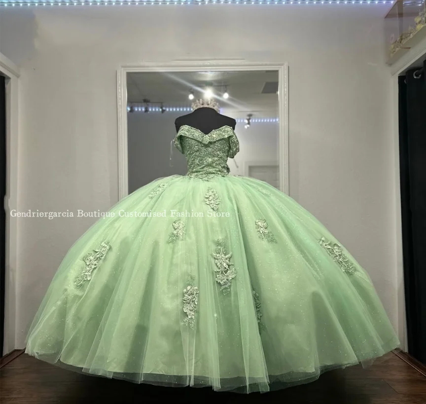 Vestidos de Quinceañera de lujo de princesa verde, hombros descubiertos, lazo delicado, Apliques de encaje, 15 vestidos de graduación, 2024