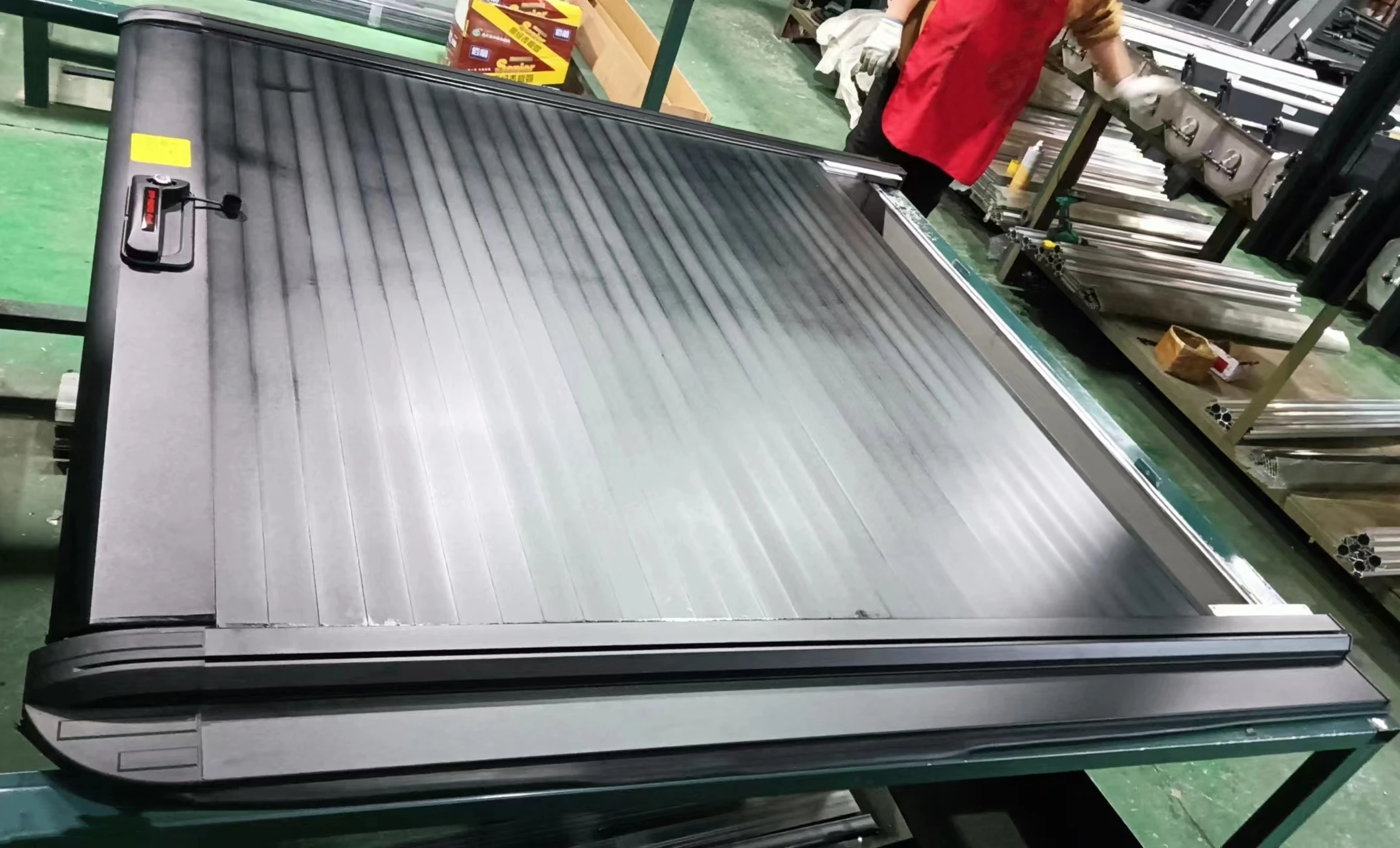 Suitable for  Hilux, Hilux Vigo, Revo, Rocco pickup truck roll-up covers Roller Shutter