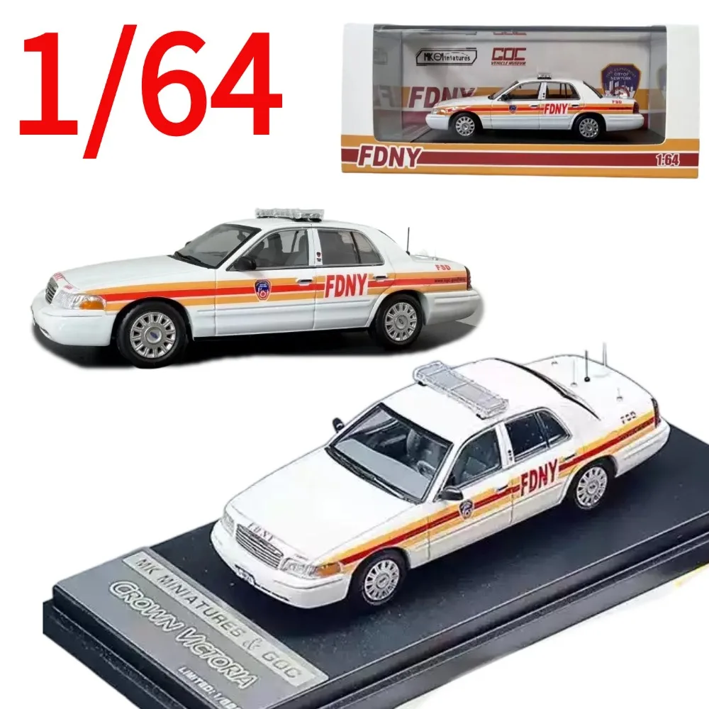 GOC Diecast 1/64 Scale Ford Victoria FDNY Sedan Car Model Alloy Ford Victoria Fire Engine Car Model Collectible Ornaments