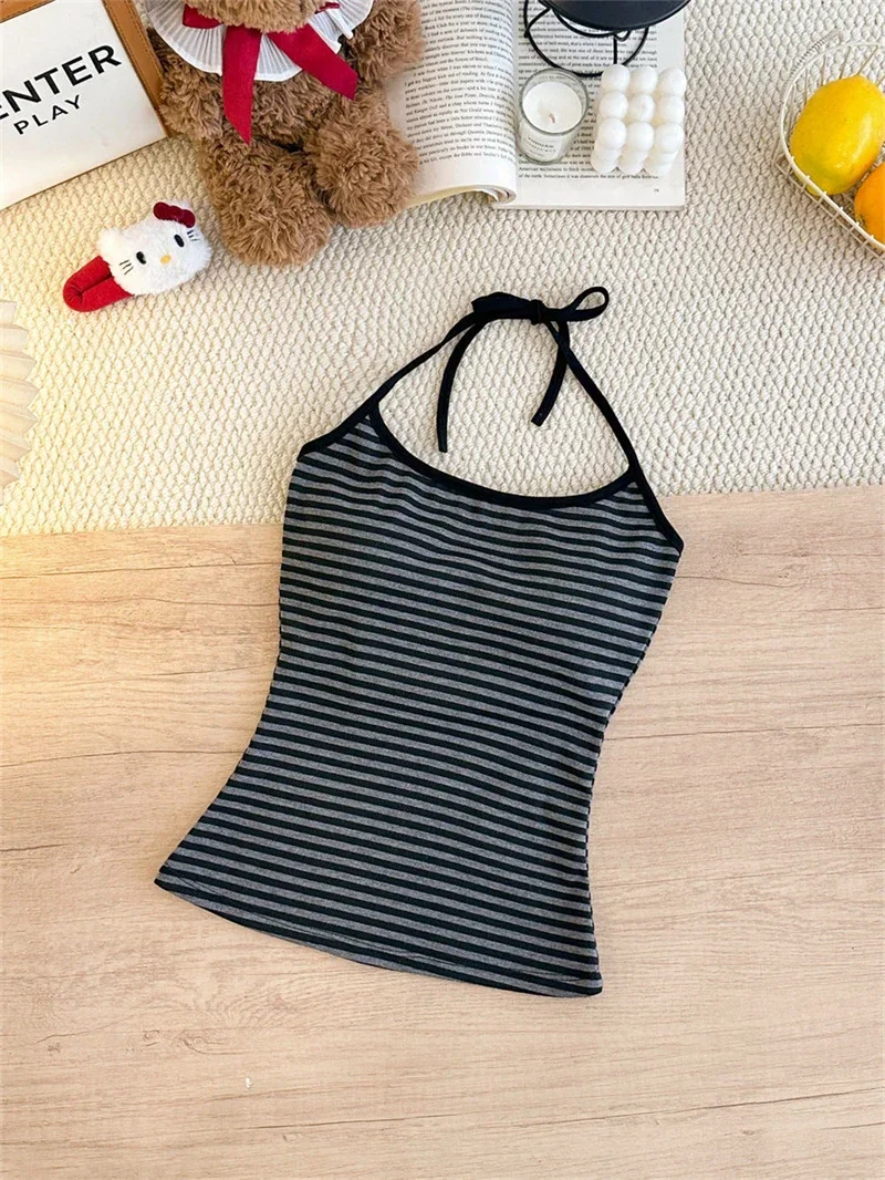 Koreanischer Stil Mehrfarbiges Crop-Top mit Bindeband und integriertem BH-Pad – Sexy, eng anliegendes Tanktop für Damen – Detail 10