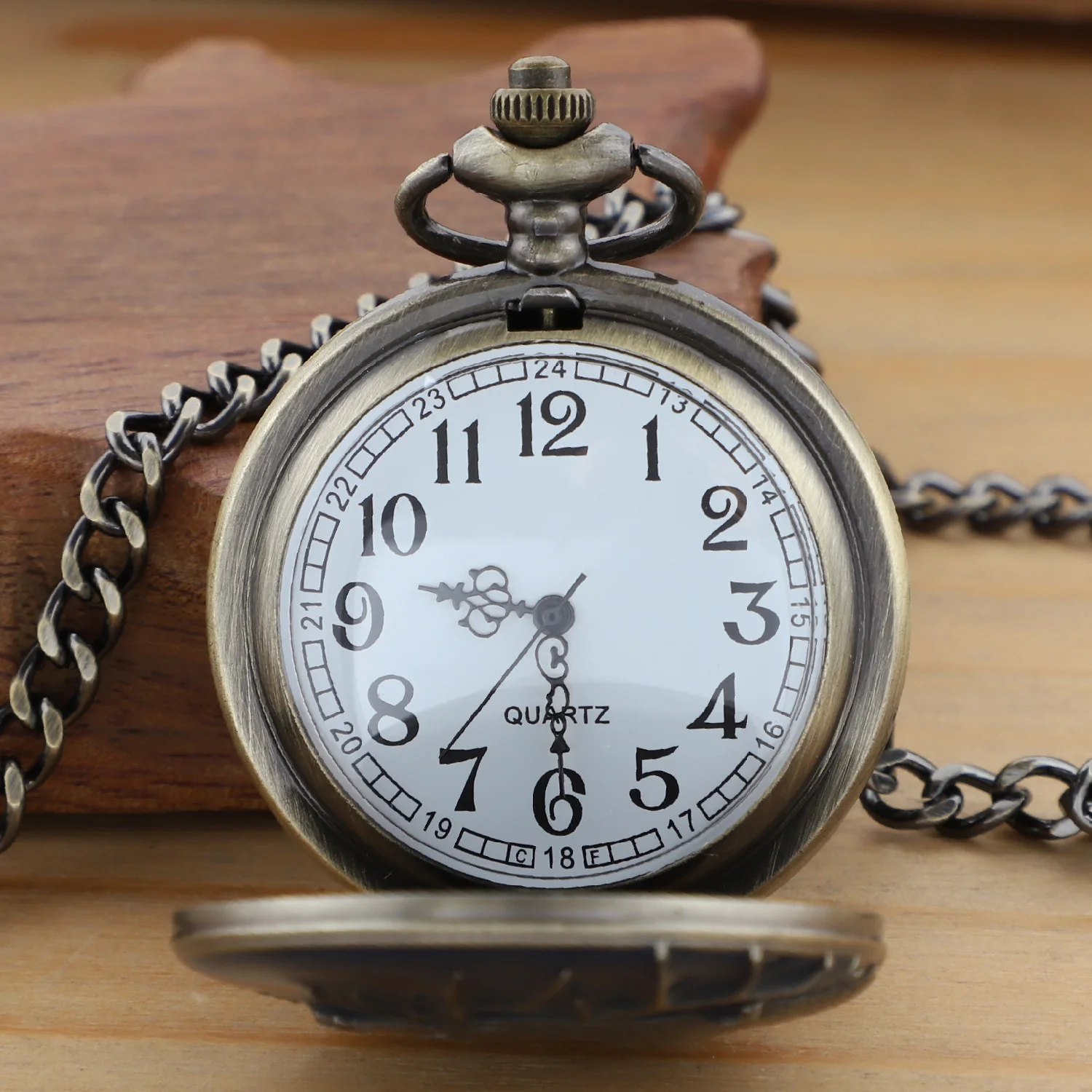 Blue Exquisite Reindeer Oil Painting Men's and Women's Quartz Pocket Watch Retro Fashion Necklace Pendant Student Christmas Gift