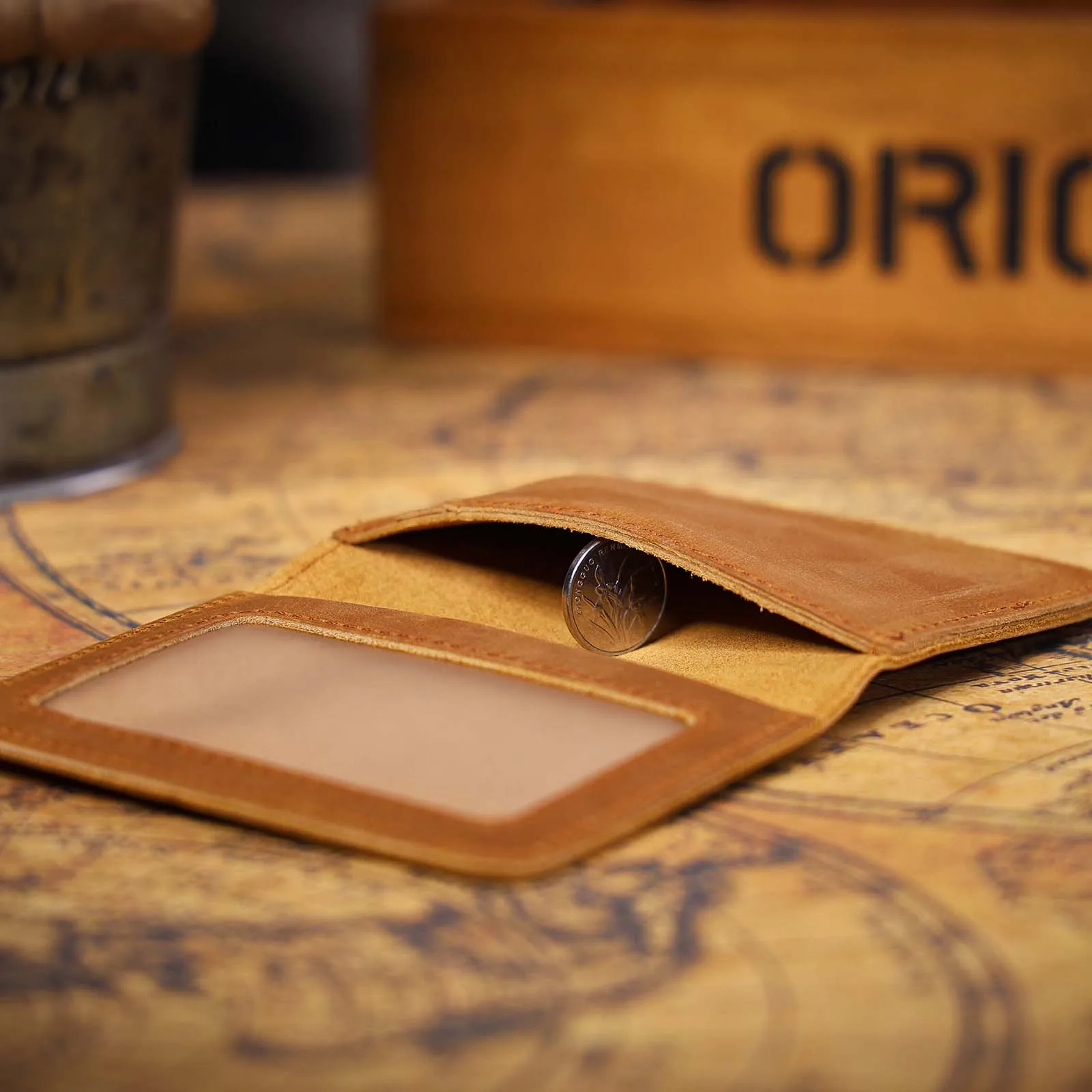 Echtleder-Kartenetui, einfache Mini-Geldbörse von Crzay House Leather, perfekt zum Tragen von Bargeld und Karten – Detail 20