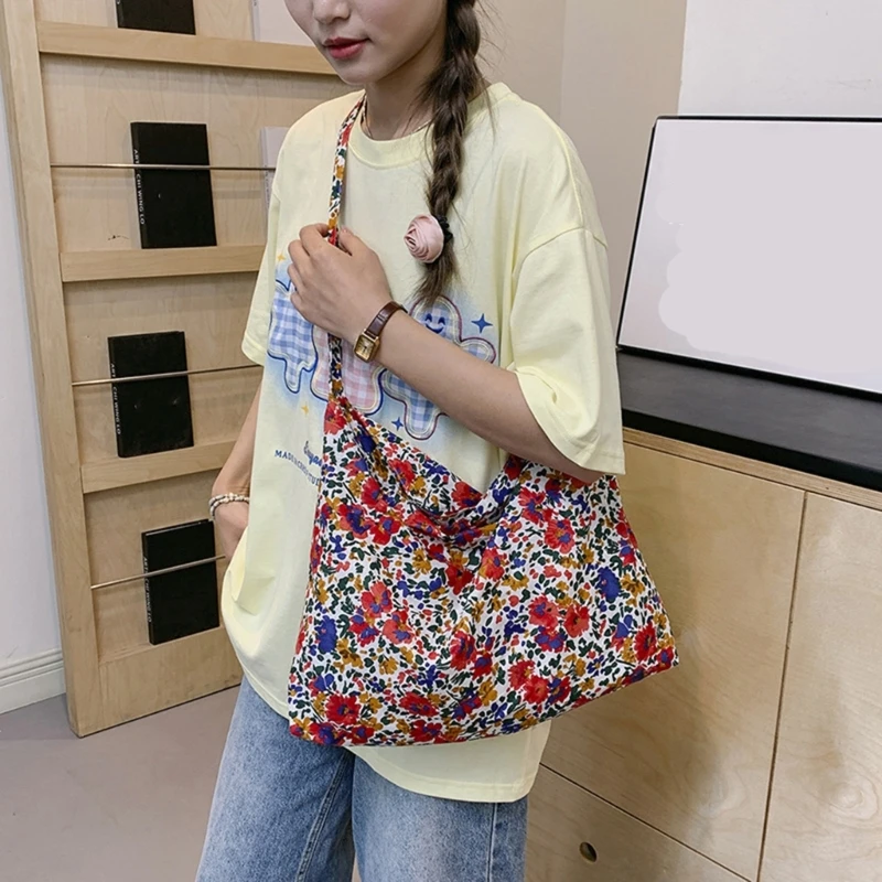 Korean Womens Casual Crossbody Bag Large Capacity Shoulder Bag Colorful Floral Print Handbag for Everyday Use and Outing