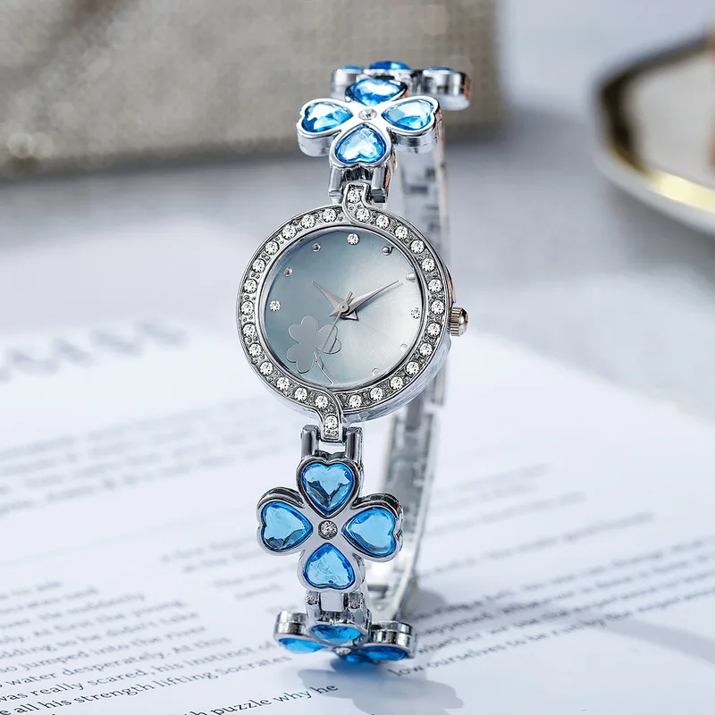 Korean Trendy Simple Fashion Student Watch Four Leaf Clover with Diamonds Women's Quartz Watch Gift Accessory Wristwatch Gifts