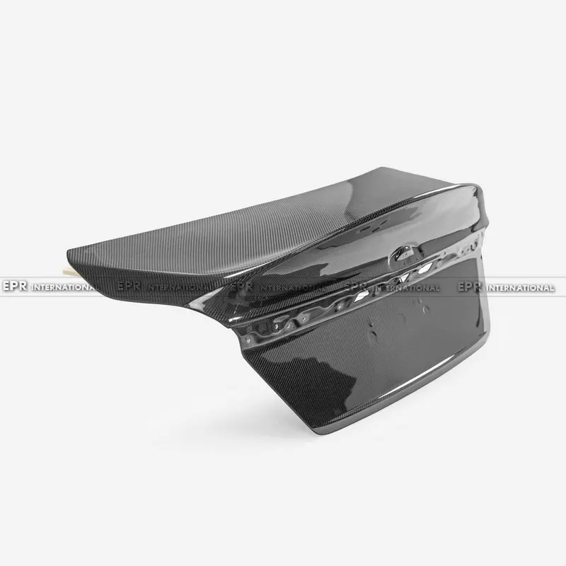 

Подходит для Subaru WRX VBH из углеродного волокна в стиле EPA, модификация крышки багажника с утиным хвостом