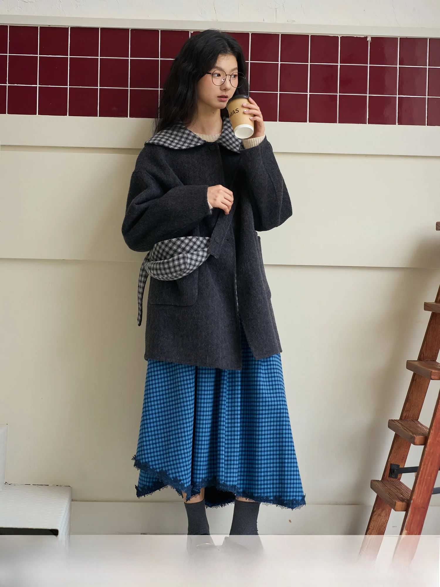 

Bruland Retro Plaid Woolen Coat Women's Double-sided Camere Outerwear Versatile Midi-length Single-button Closure