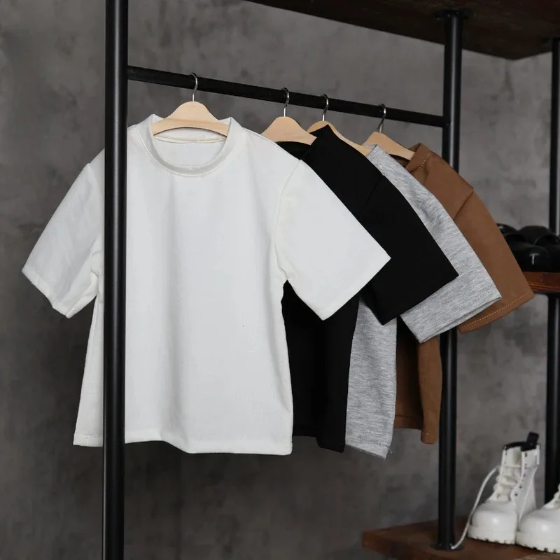 

1/3 Doll's Clothes for 75cm Male Bjd Doll Edition Loose Casual Short Sleeve Solid Color T-shirt Toys Doll Accessories, No Doll