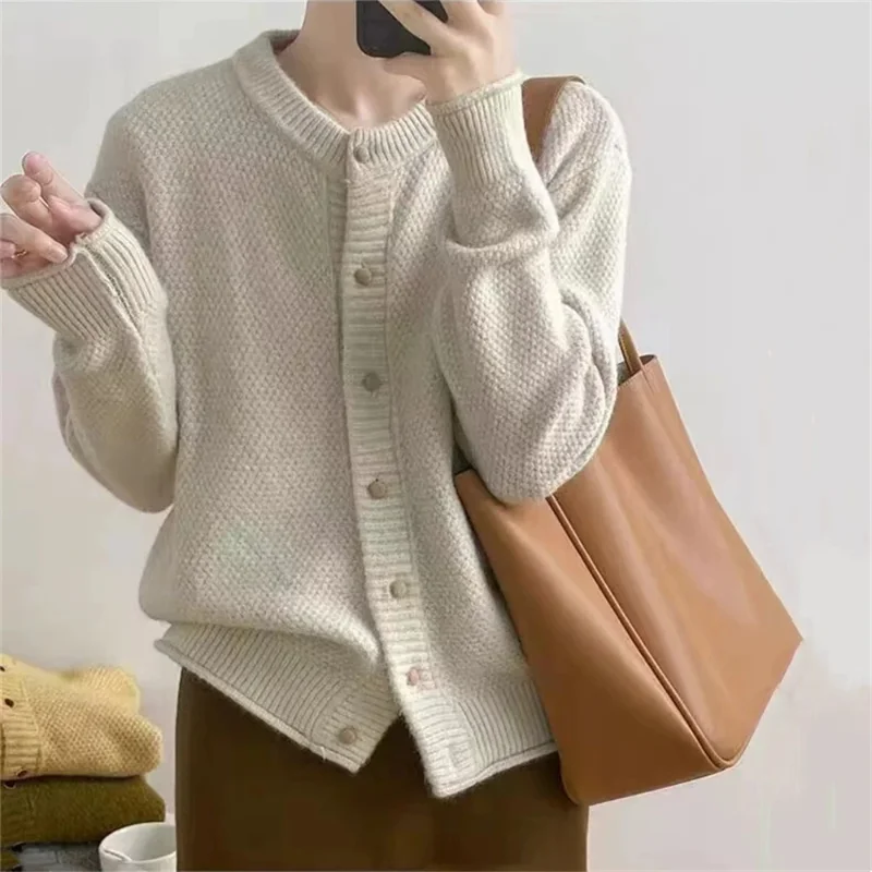 2025 New Korean Fashion Sweater Cardigan Coats New Autumn Winter Simple Loose Long Sleeve Cardigans Knitted Coat Top