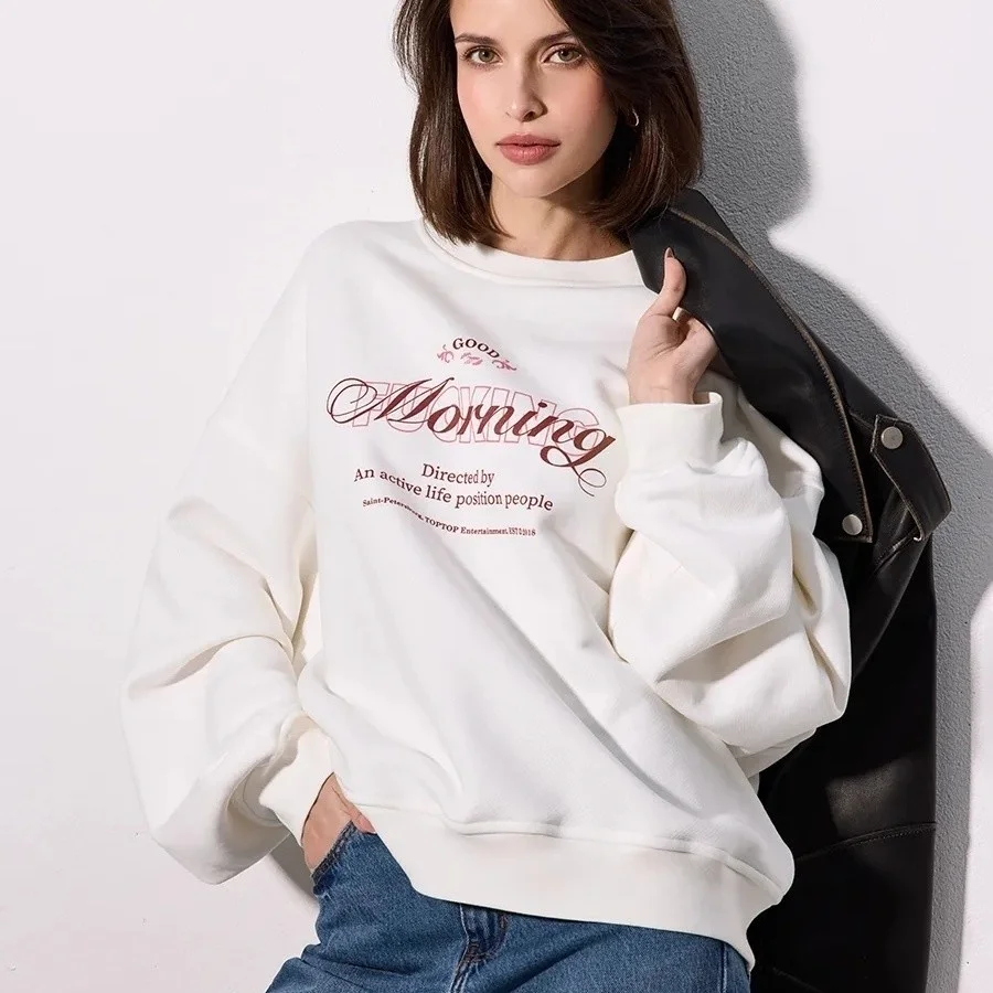 

Толстовка нового стиля в европейском и американском стиле с свободным принтом, 2025 дюймов и уникальным топом с буквами и круглым вырезом.