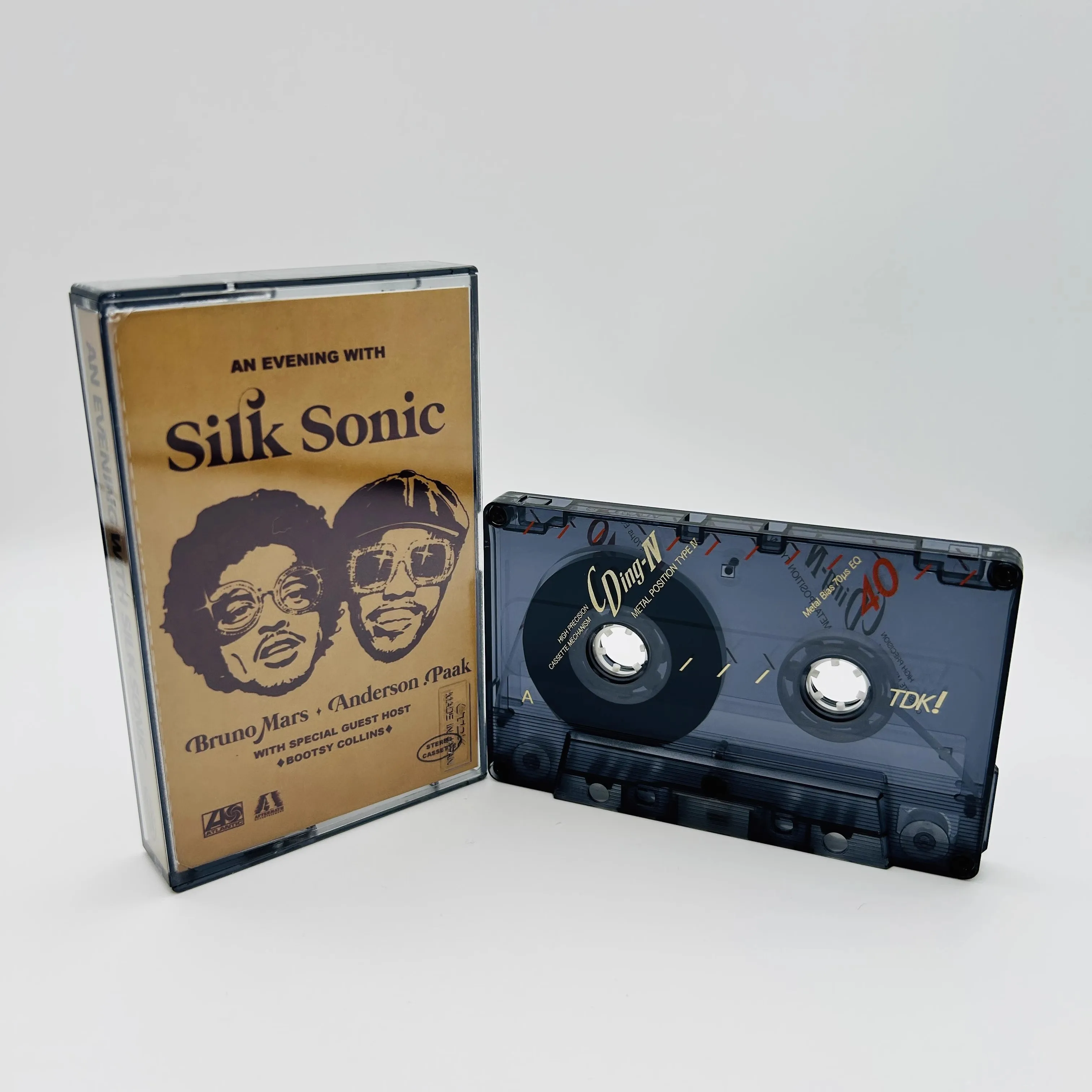 

R&B Bruno Mars Music Tape An Evening with Silk Sonic Album Leave the Door Open Cassettes Cosplay Walkman Car Soundtracks Box