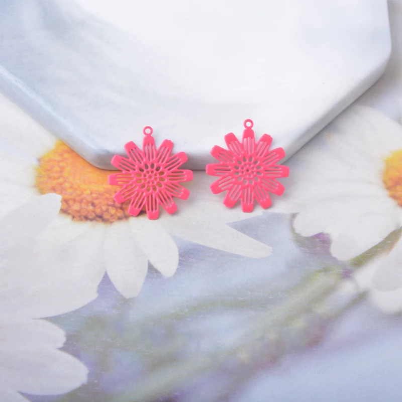 30 Stück AB1078 Messing-Schmuckanhänger in Hellgold, Blumen-Charms, DIY-Zubehör für Damen-Ohrringe und -Halsketten – Detail 8