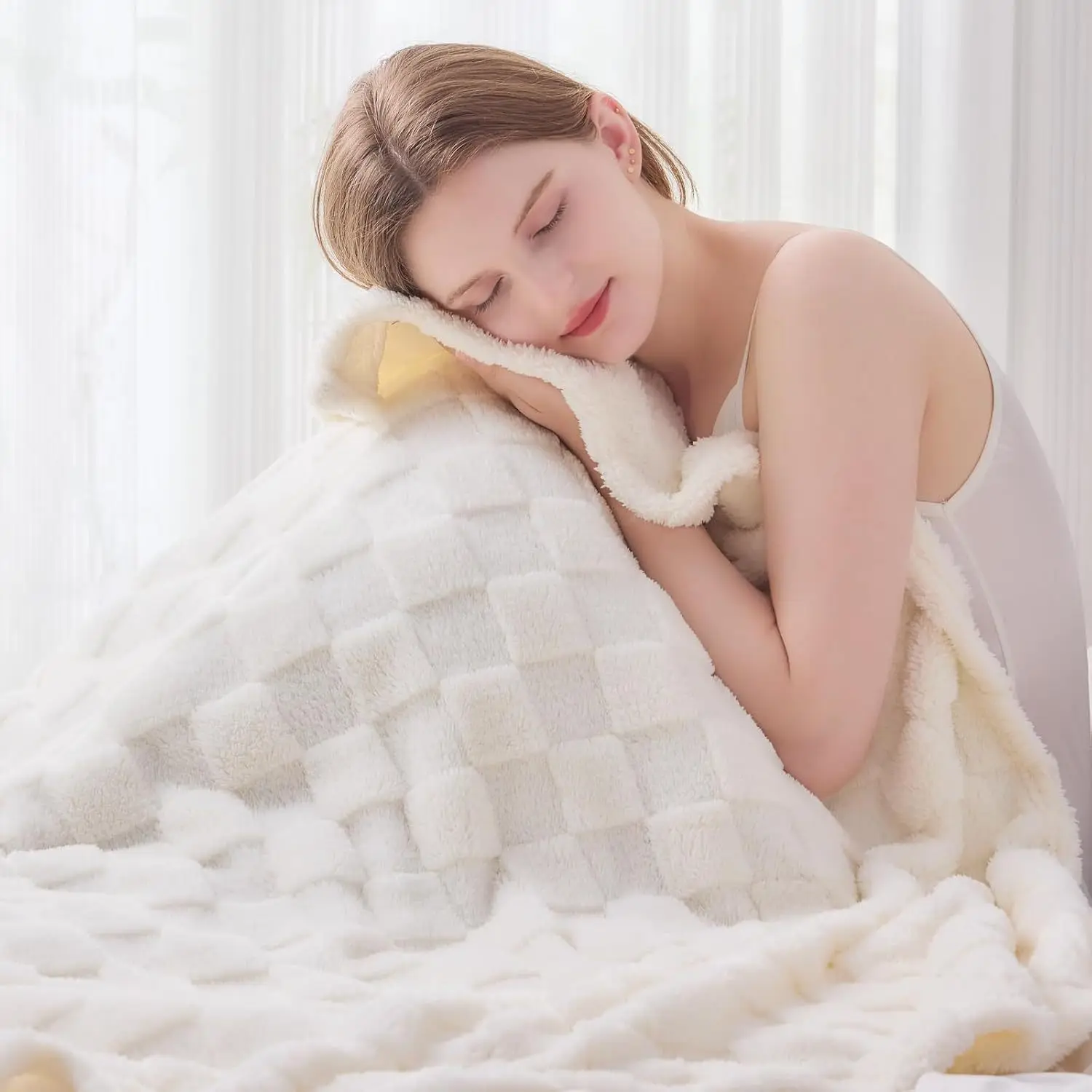 Luxury Textured Fleece Checked Plush White Blanket Soft Warm Cozy for Couch Bed All Season Women's Gift Throw Blanket