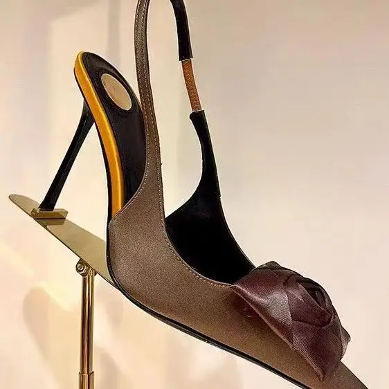 

Новые черные туфли на высоком каблуке во французском стиле для вечеринок, босоножки для вечеринок, элегантные светские женские туфли с острым носком