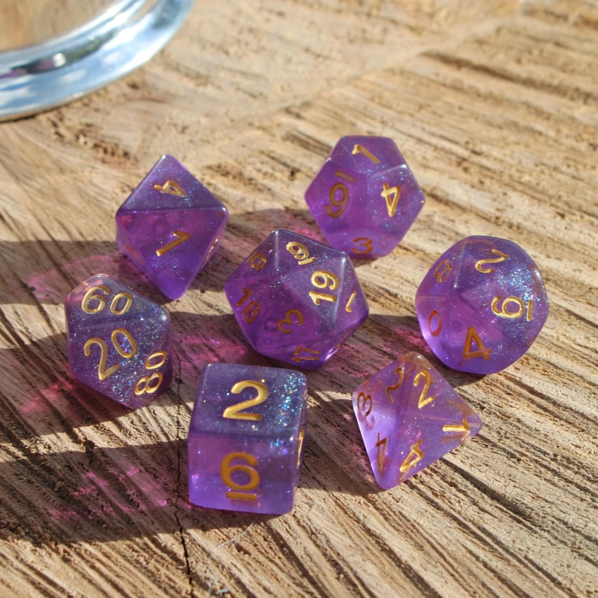 Juego de 7 dados de cielo estrellado de galaxia púrpura violetas para DND mazmorras y dragones, juegos de mesa D & D RPG, juego de rol de mesa