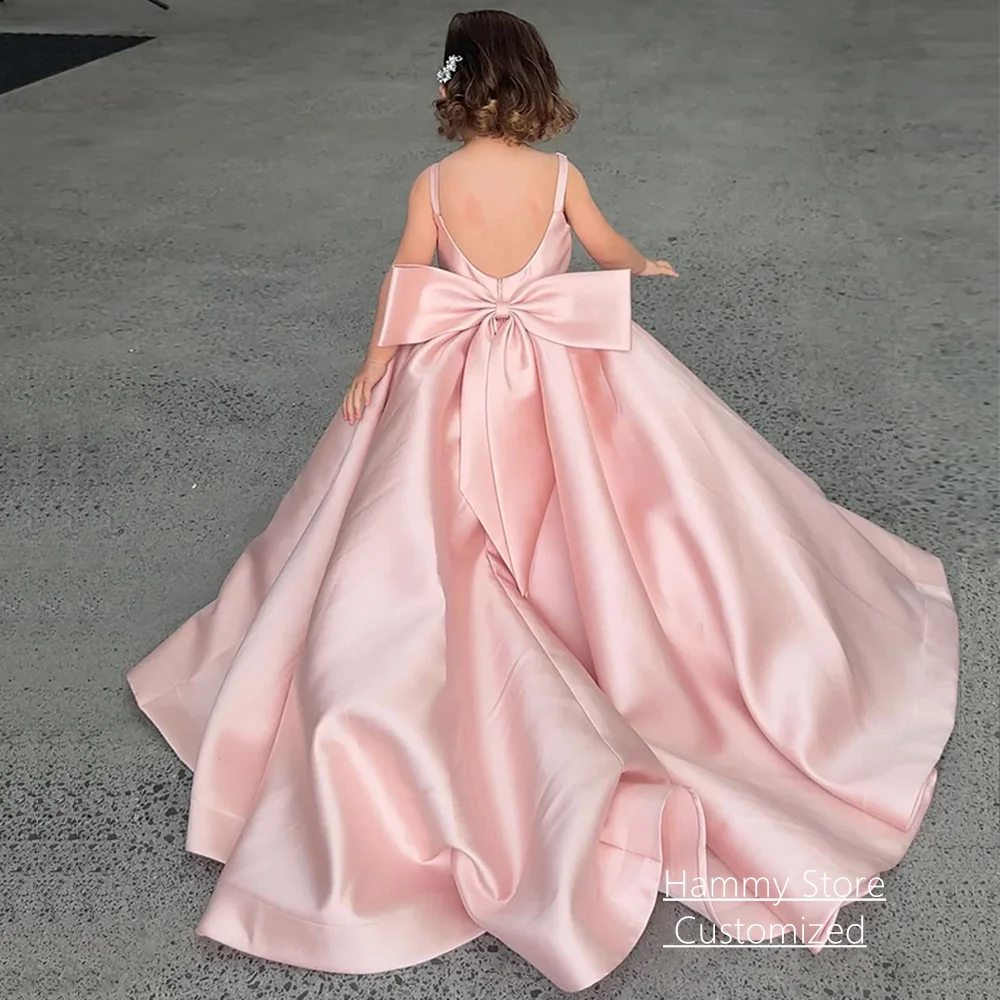 

Simple Flower Girl Dress Customized Scoop Neck Sleeveless Open Back Zipper Sweep Train Ball Birthday Party Gown for Kids