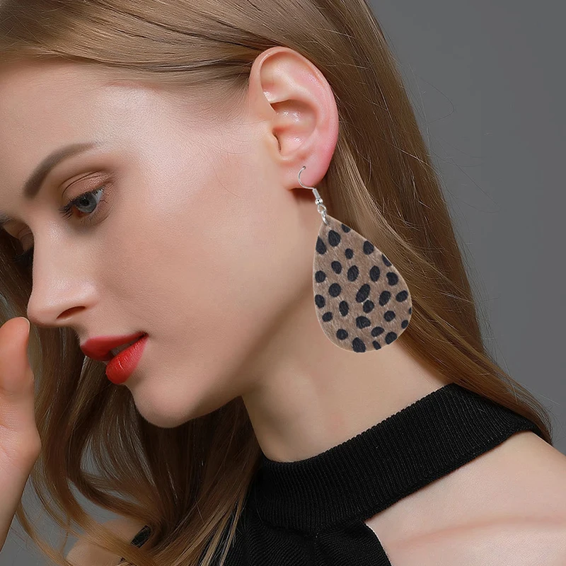 Classic Fashion Leopard Print Faux Leather Earrings For Women Girls Lightweight Teardrop Handmade Drop Dangle Earrings Jewelry