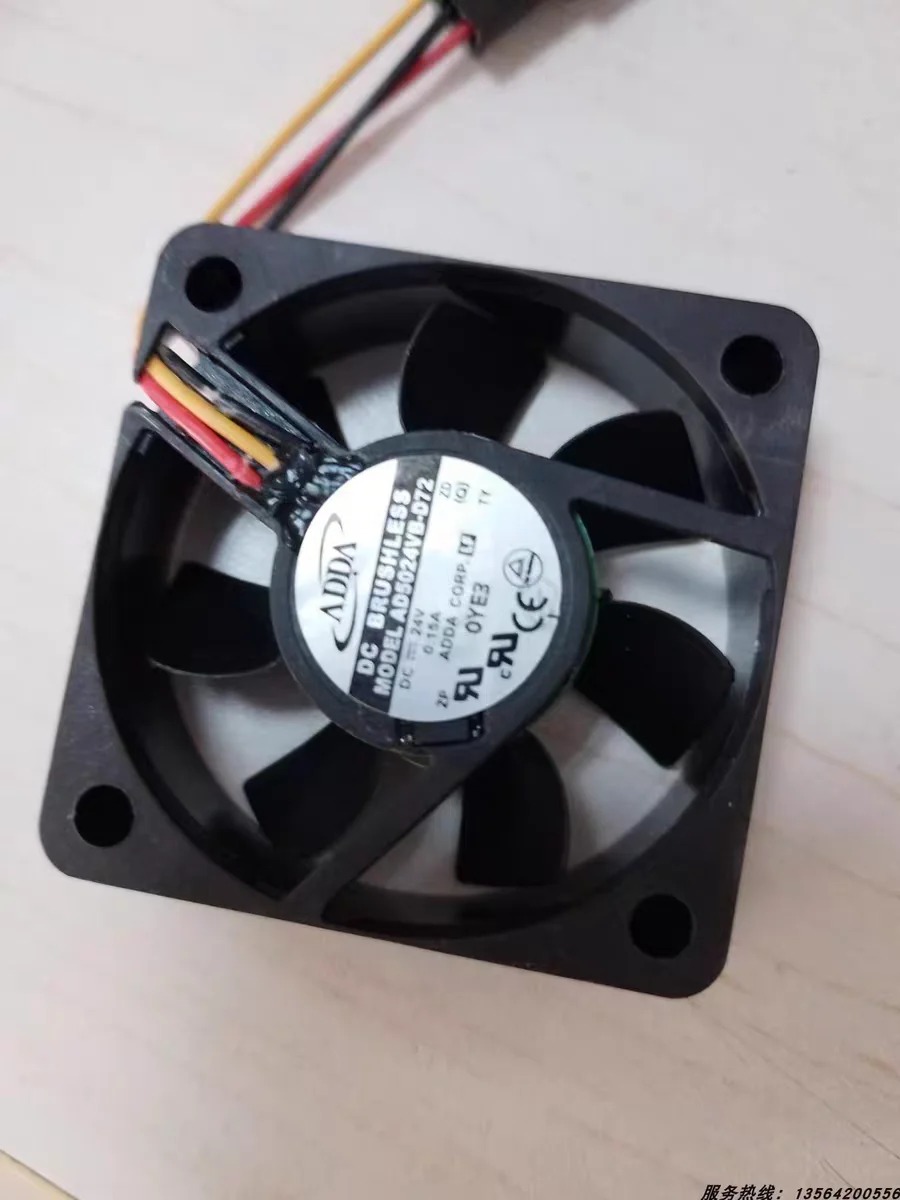 جديد الأصلي AD5024VB D72 24VDC 0.15A 5015 50x50x15 مللي متر مروحة التبريد المبرد
