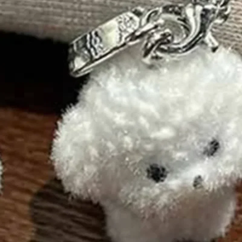 1Pcs Flocked Resin Dog Puppy Keychain 3D Little Plush Animal Pendant Backpack Car Keyrings Charms Hangs