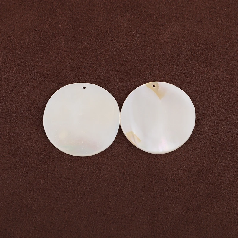 

Натуральный камень, ручная резная серая ракушка, круглый диск, серьги, бусина 27x2 мм, 4,7 г, полудрагоценные модные аксессуары для изготовления ювелирных изделий