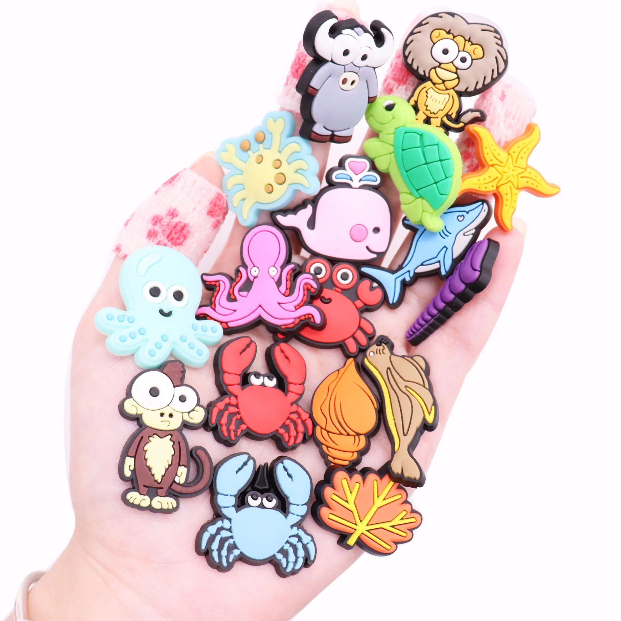 50Pcs PVC Shoe Charms Octopus Whale Crab Dolphin Shell Accessories Shoe Buckle Decorations Fit Bracelets Hot Gift Children Gift