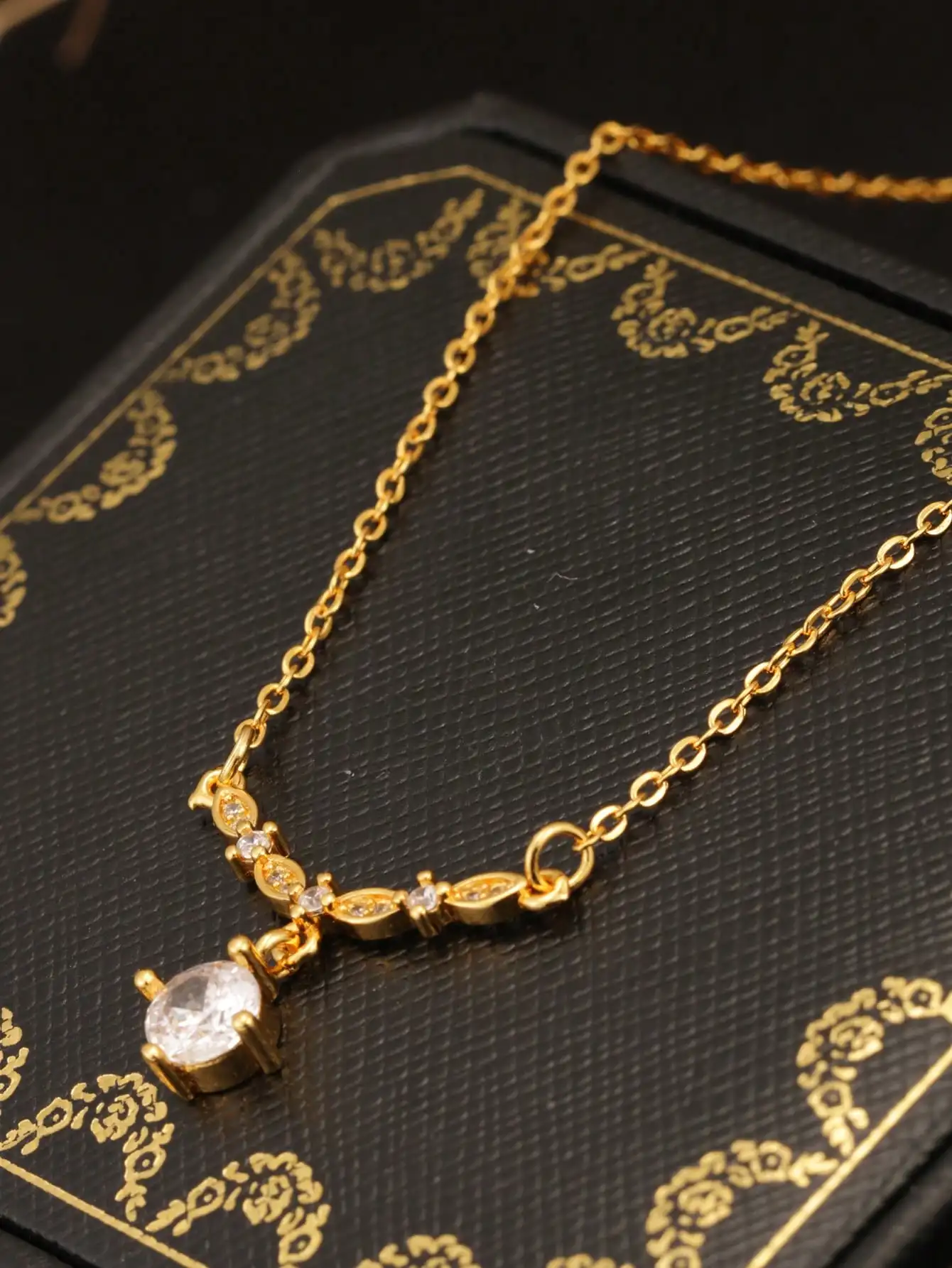 1 New Summer Style Necklace with a Smiley Face Design, 24K Gold-Plated, Large Rhinestone-Encrusted V-Shaped Stainless Steel Chain, Exquisite and Versatile, Light Luxury Trendy Clavicle Chain, Suitable for Women to Wear in Daily Life, Parties, and Banquets, or as a Gift view 3