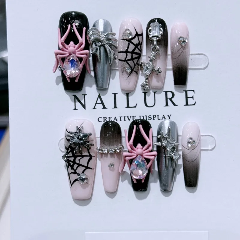 Medium  square dark cool spider fake nail punk style three-dimensional heavy industry diamond fake nail for women Halloween