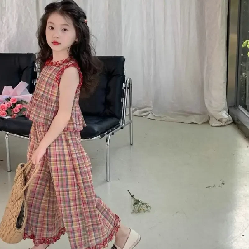 

Новые летние комплекты детской одежды, костюм для девочек, комплект для девочек, клетчатый кружевной топ + широкие брюки, комплект из двух предметов, детская одежда для девочек 2025