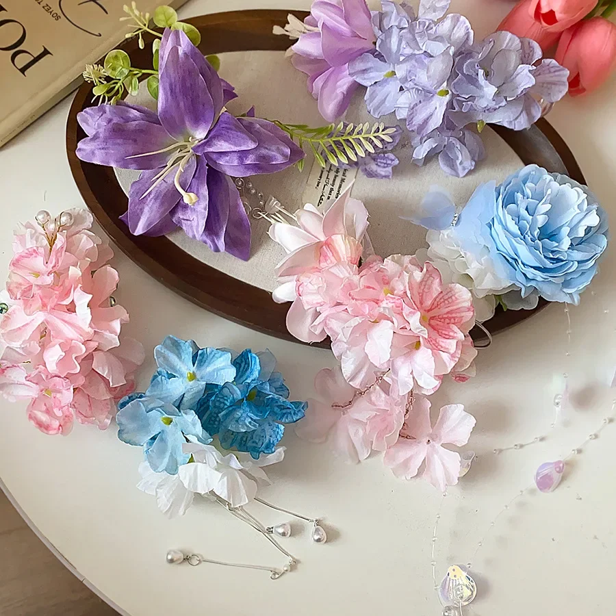 Vielseitige Romantische Künstliche Blumen-Haarspangen für Frauen, Frische Süße Blumencluster-Quasten-Haarklammern für Urlaub, Reisen und Fotoshootings M – Detail 5