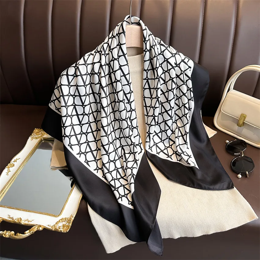 New Fashion Luxury Printing 90*90CM Women Scarf Satin Twill Square Big Shawl Elegant Headscarf Beach Sun Protection Bandana