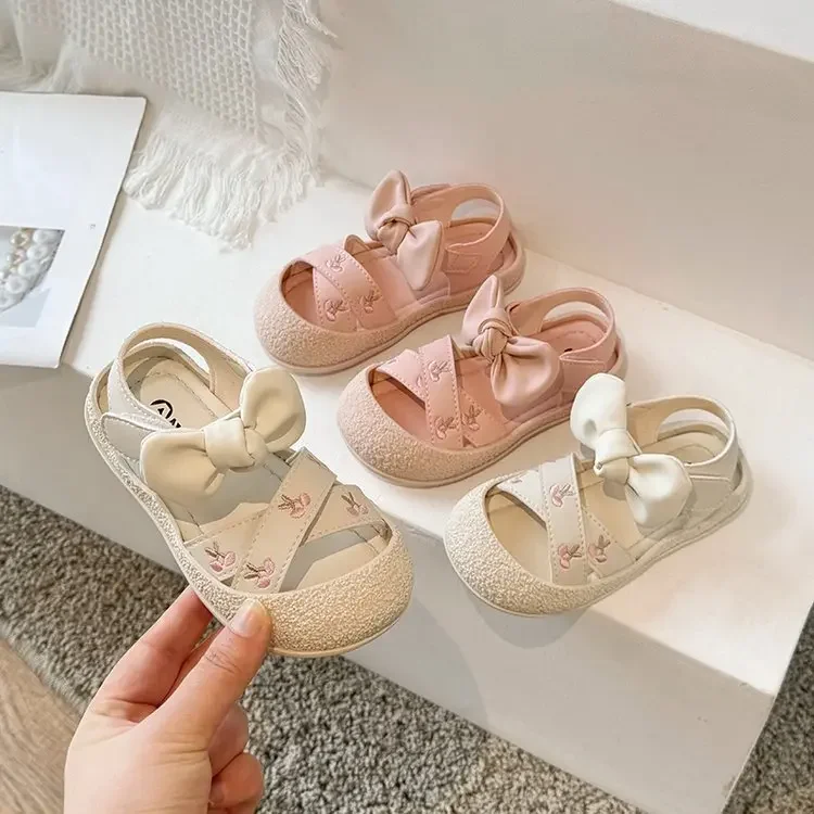 

New Fashion Baby Girls Sandals Sweet Cute Infants Kick Resistant Walking Shoes Summer Versatile Newborn Princess Toddler Sandals