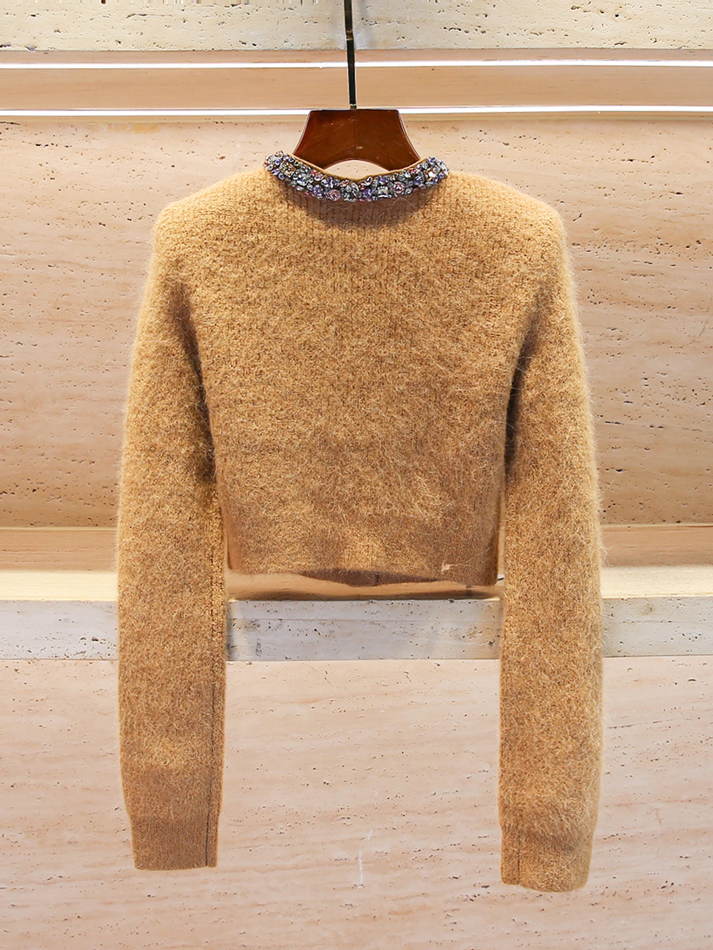 Cardigan tricoté en poils de chameau pour femmes de luxe irt avec embellissement de diamants Petite fraance Sle SP Home South Oil 2025 Autu...