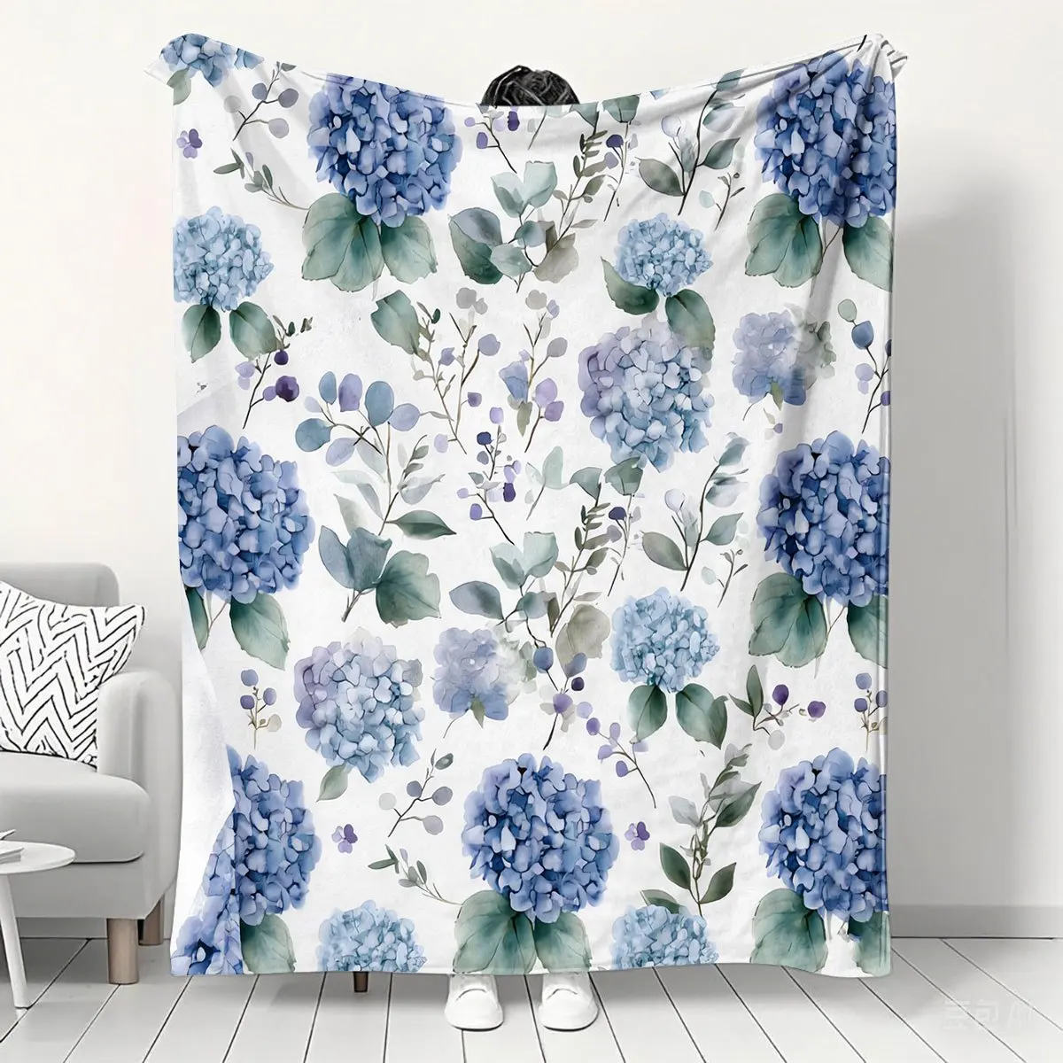 Watercolor Blue Hydrangea Green Leaf White Background Print Flannel Blanket For Sofa Bedroom Fresh Soft Home Warm Decoration