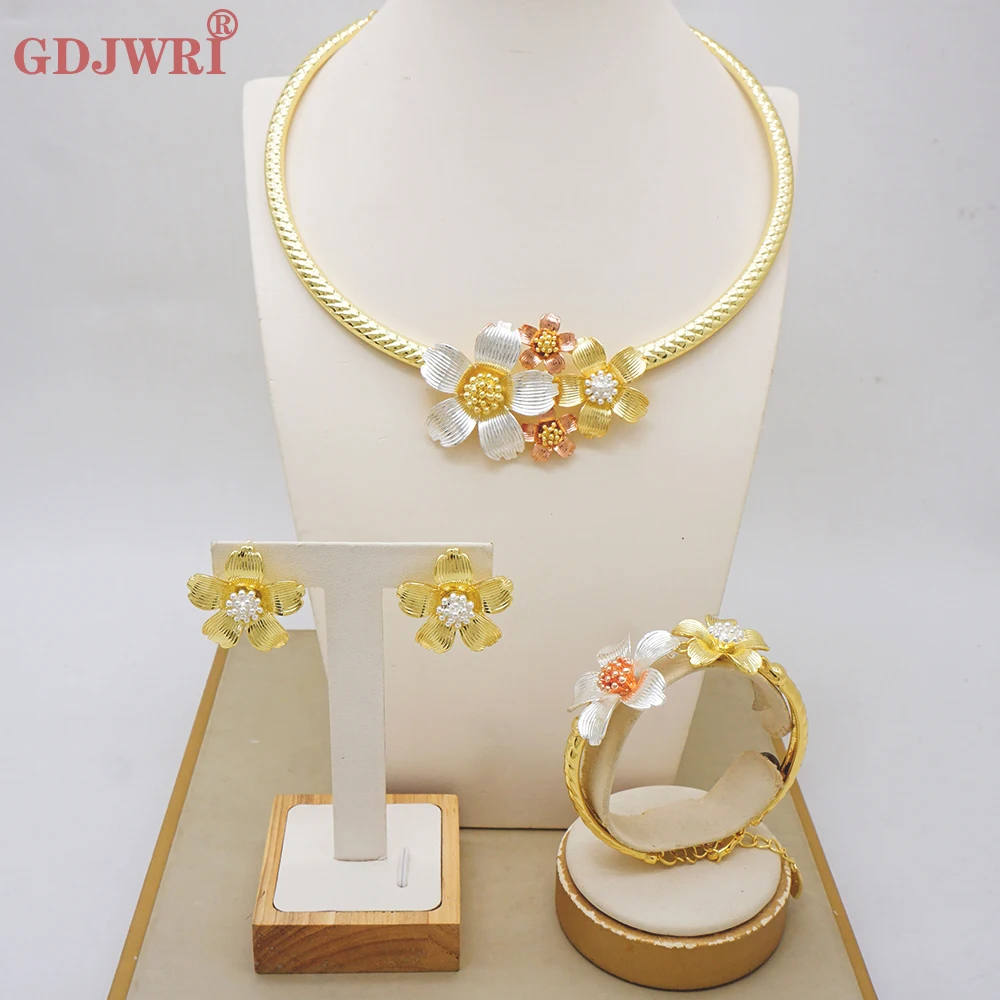 

Women Jewelry Set Italian Gold Plated Original Copper Necklace with Flower Pendant Earrings Luxury Wedding Jewelry