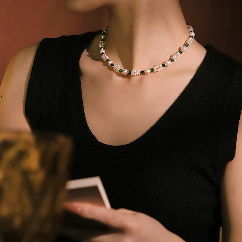 

Original Design Natural Pearl Natural Stone Necklace for Women Fashion Charm Choker Neck Chain Collarbone White Green Beads Bibs