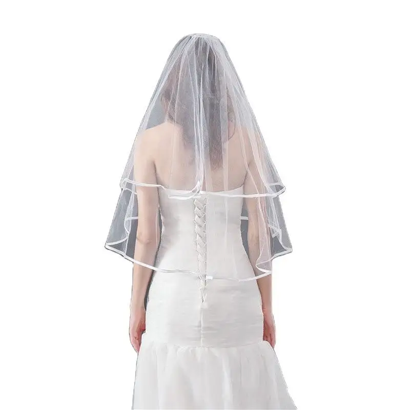 Leuke Wit Ivoor Twee-Lagen Tulle Korte Wedding Lint Edge Sluiers Met Kam Bridal Accessoires