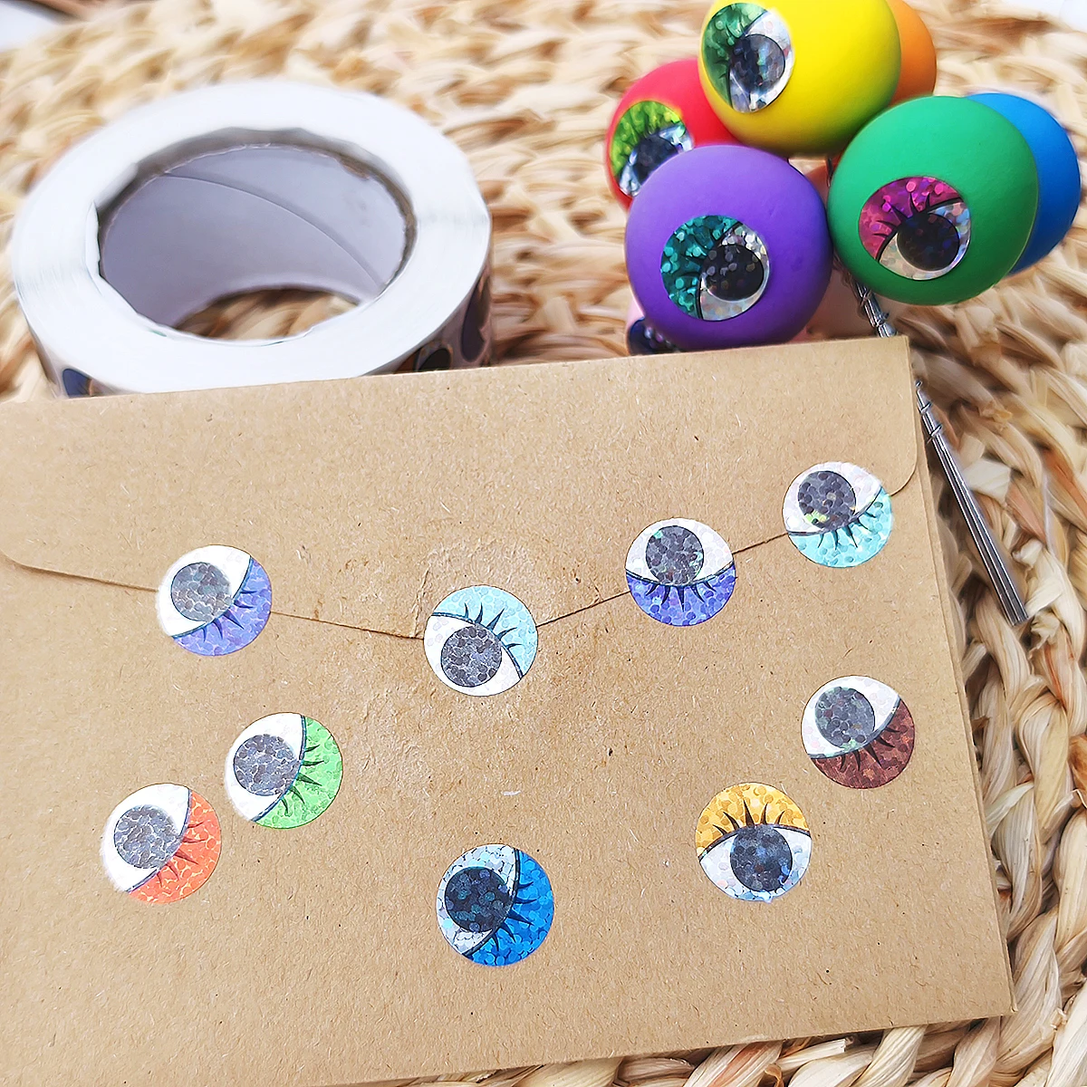 2000 قطعة من ملصقات العين المجسمة - ملصقات تصميم رموش ذاتية اللصق للحرف اليدوية، وتغليف الهدايا.