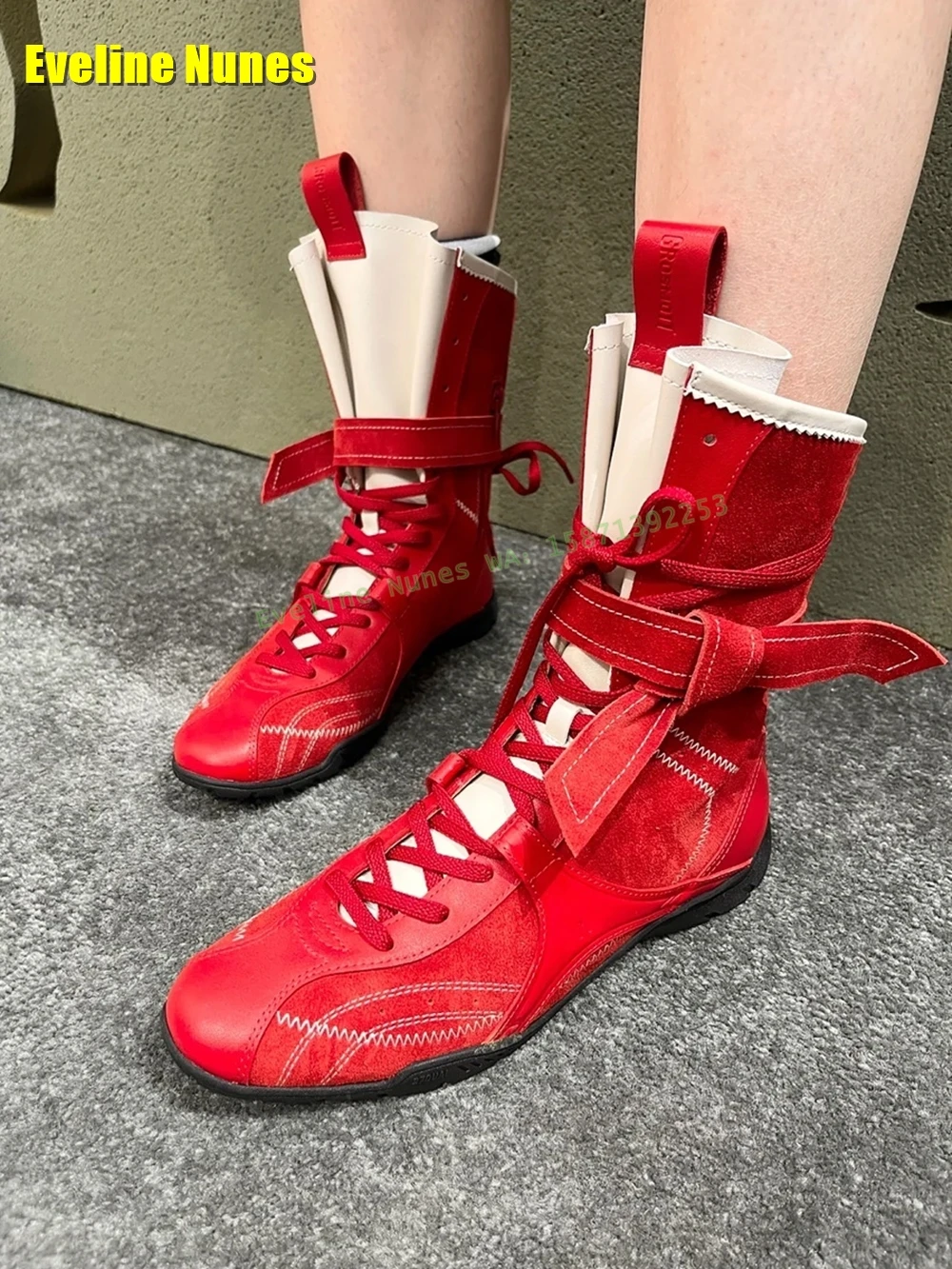 Vermelho tornozelo cinta costura retro botas de boxe dedo do pé redondo rendas até retalhos moda feminina meados de bezerro botas 2025 primavera novo estilo sapatos