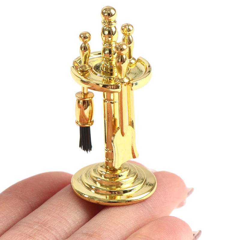 4 szt. Miniaturowe narzędzia do czyszczenia ze stopu, stojak ekspozycyjny do domku dla lalek w skali 1/12, akcesoria do dekoracji, mikro krajobraz, dekoracja domu