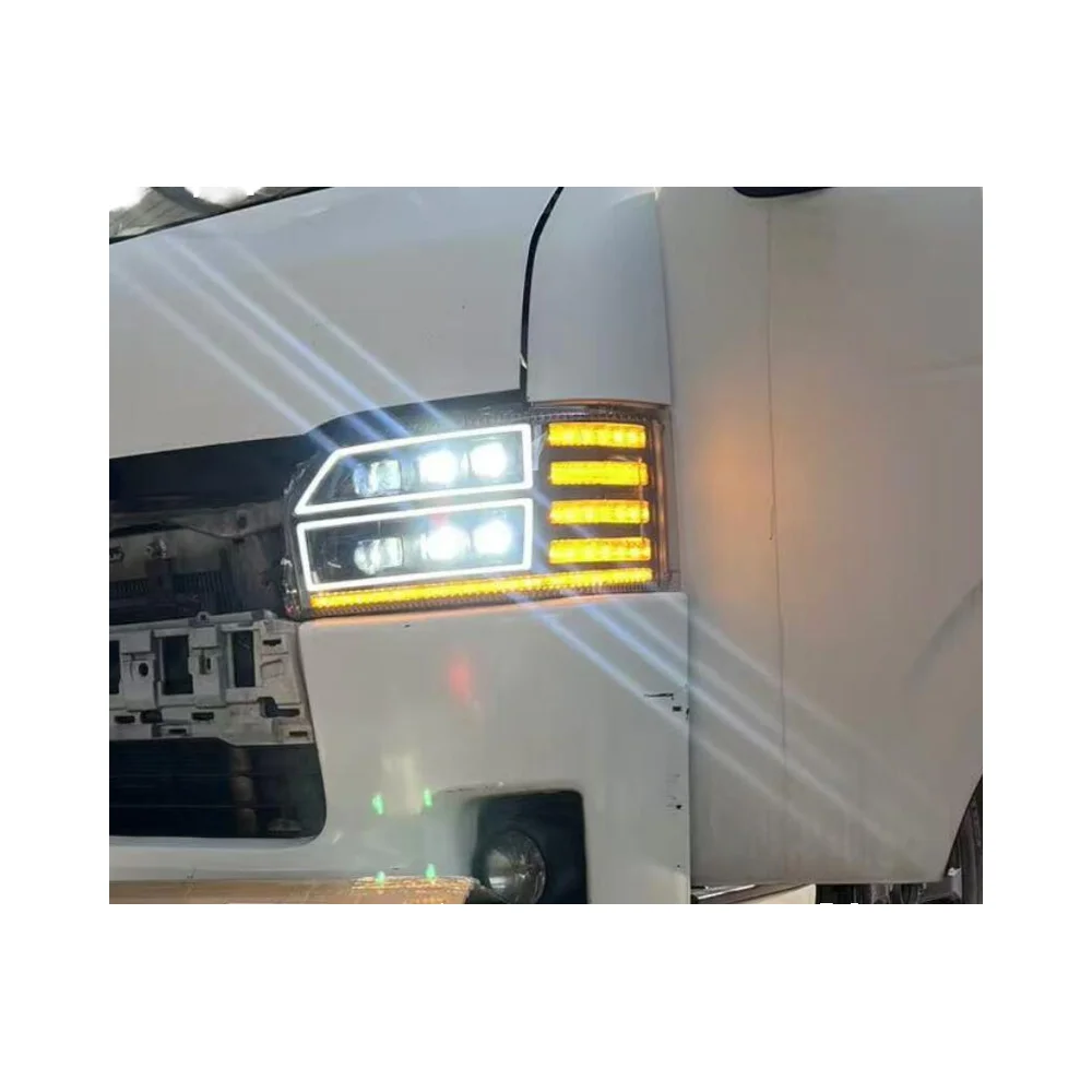 

Light Emitting Diode Headlights Headlights 201-200-498 New Condition Toyota Hiace 2014-2018