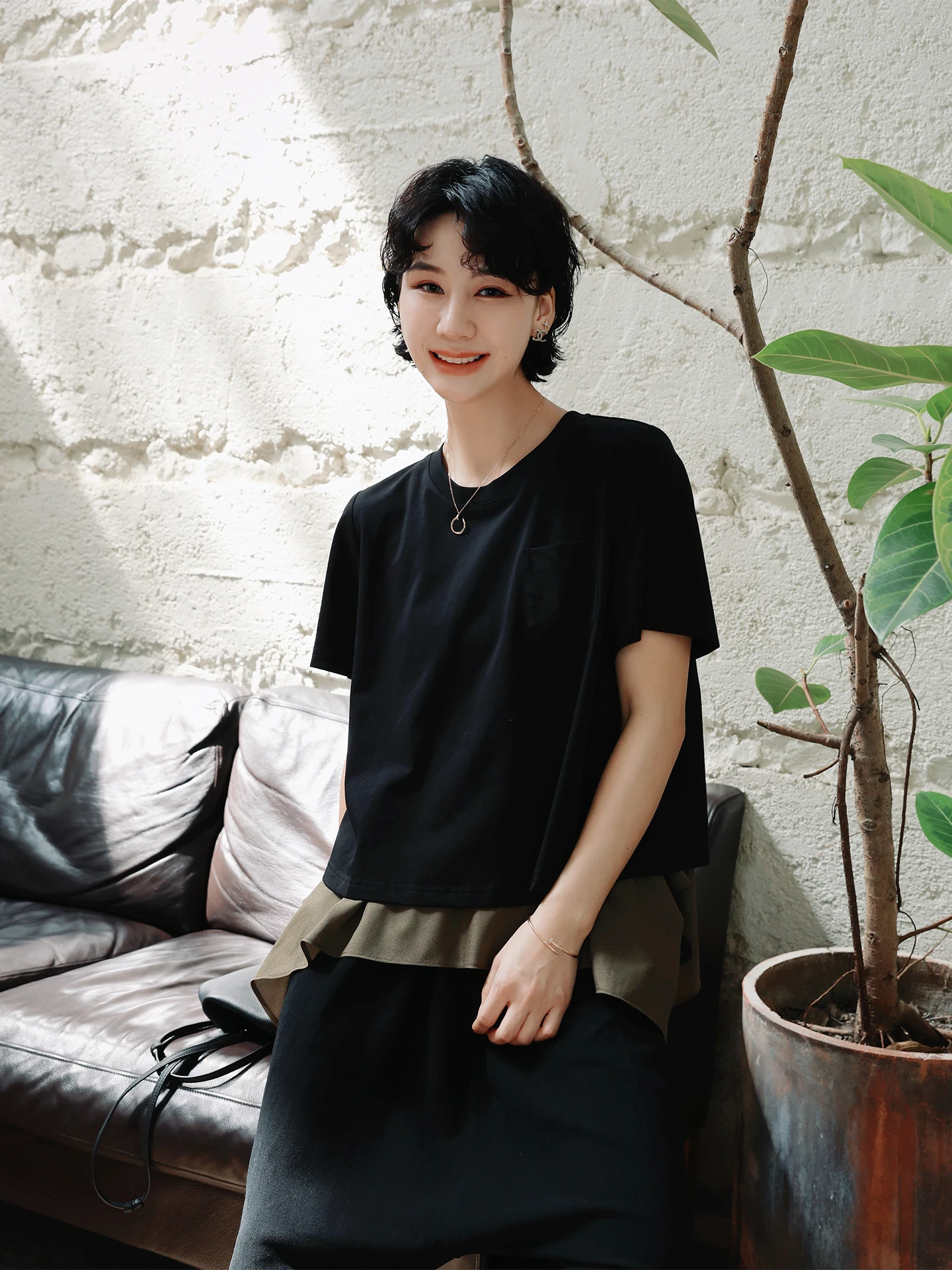 

TT Japanese Deconstructed Satin Uneven Hem Short Sleeve T-Shirt Summer Casual Loose Fit round Neck Pullover Top