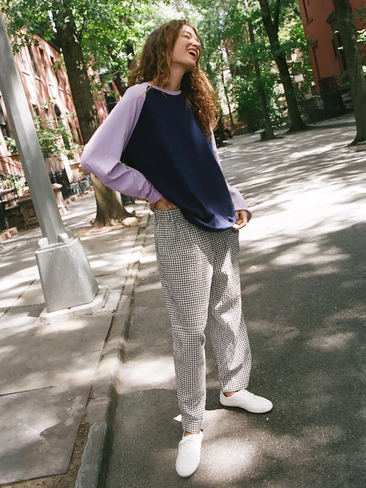 Elegant Mid-Waist Plaid Pants with Cuffed Edges And Pockets New Autumn 2026 Women's Fashion Loose Wide Leg Trousers