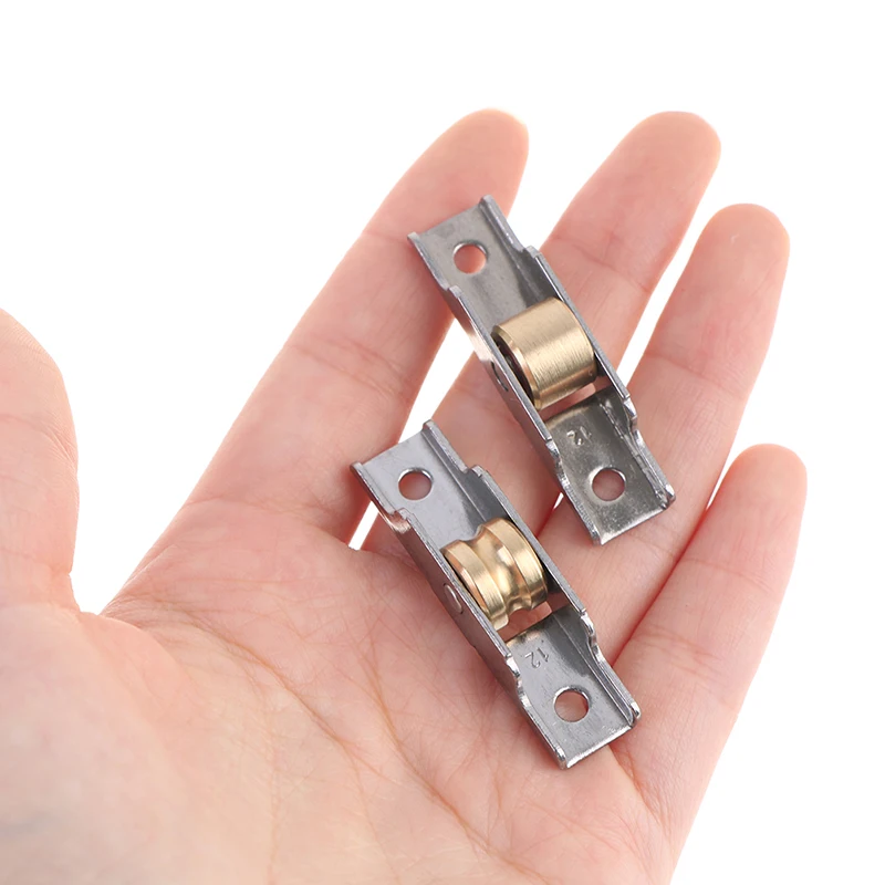 1 قطعة بكرة نافذة من الفولاذ المقاوم للصدأ الزجاج العلوي والأسفل البكرات عجلة انزلاق الباب الأسطوانة عداء كتم عجلة المسار بكرة الأثاث