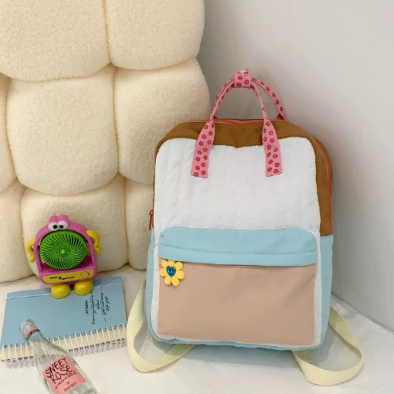 

MINISO 2025 New Lightweight Children's Backpack Shopping Children's Cute Sunflower Pendant with Colorful Small School Bag