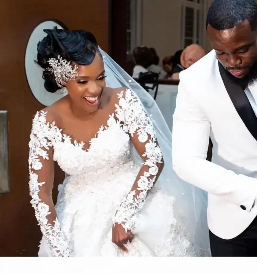 

Customized Africa Floral Lace Ball Wedding Illusion Long Sleeve Appliques Beaded Bridal Gowns Chapel Train Dress Vestidos