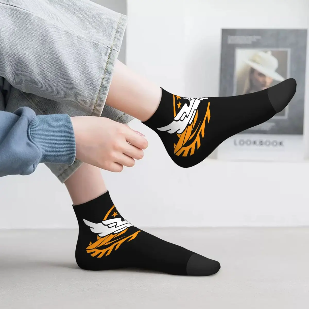 

Elite Dangerous - Triple Elite Socks Harajuku Впитывающие пот чулки Всесезонные носки Аксессуары для мужчин и женщин Рождество