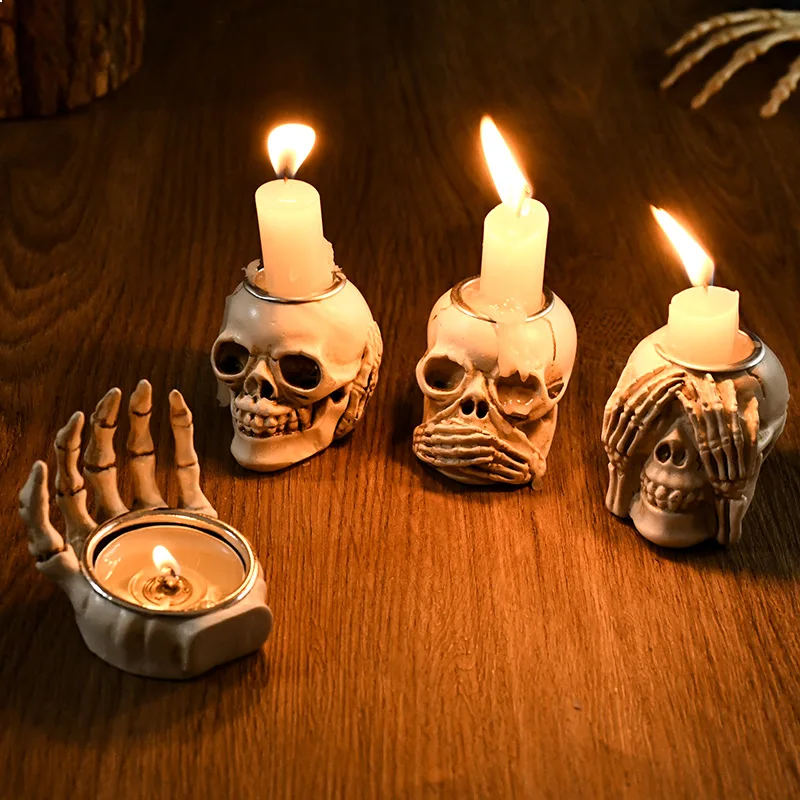 

1/3pcs Halloween Skulls Candle Holder Resin Skeleton Candle Stand Candlestick Desktop Ornament Halloween Party Home Decorations