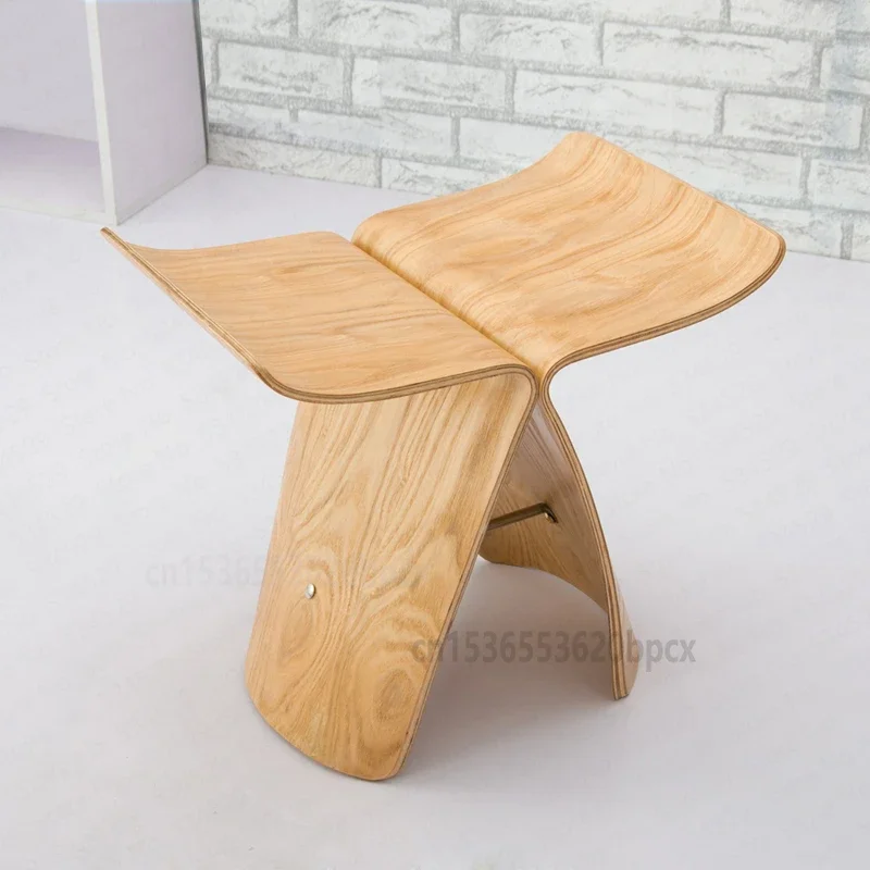 Taburete de mariposa de madera maciza, Banco de zapatos curvo de nogal para asientos elegantes en la sala de estar europea, reposapiés decorativo