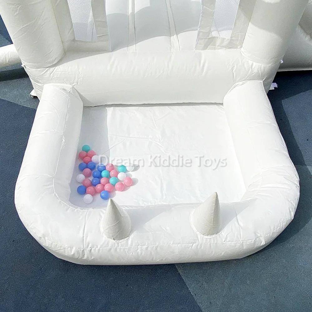 Witte Bounce Huis Pvc Opblaasbaar Springkasteel Met Glijbaan En Ballenbak Met Luchtblazer Voor Kinderen