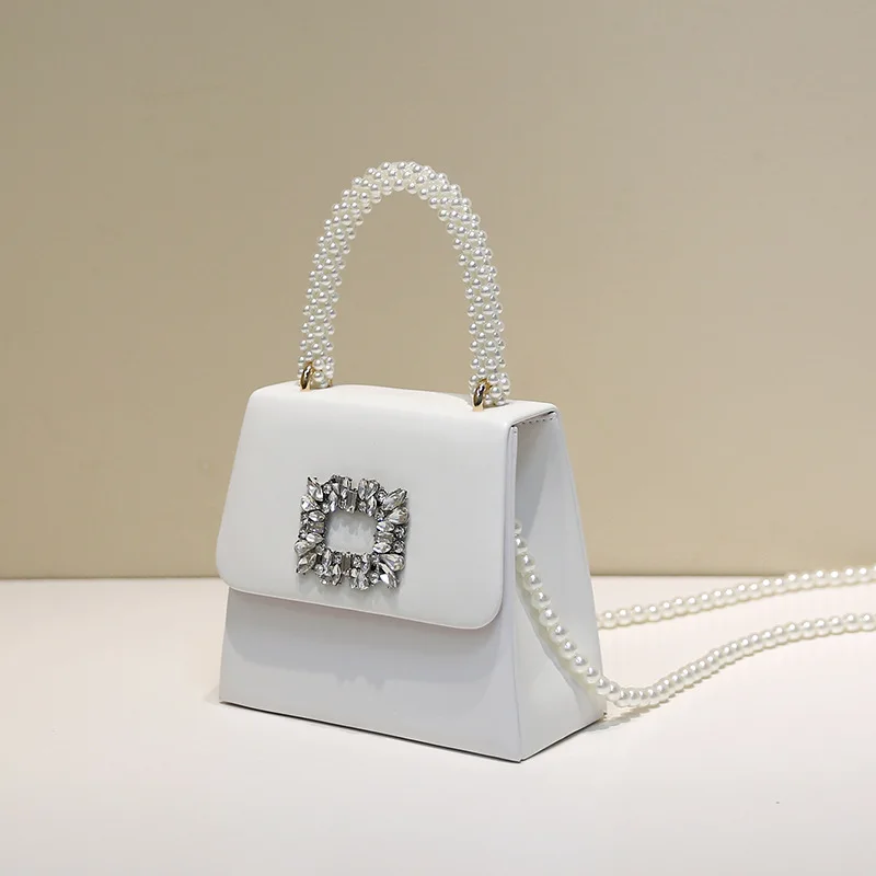 -Border Niche Pearl Hand Small Square Bag2024New Crossbody Pearl Chain Bags Show Elegant Bag